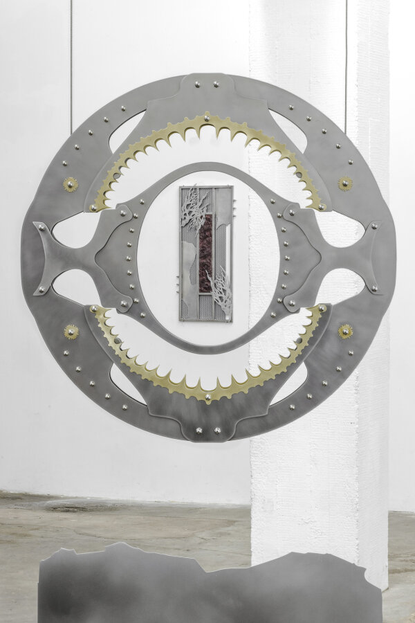 Inside Job (Ula Lucińska, Michał Knychaus), Oracle Terminal, BSMNT Gallery, Leipzig, Germany, 2022,  photos: Emilian Tsubaki